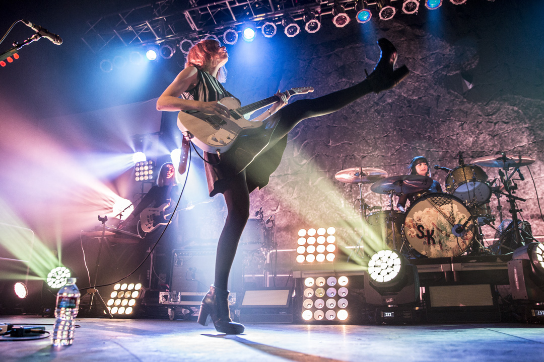 Sleater Kinney Live in Paris Pretty Damn Good Live