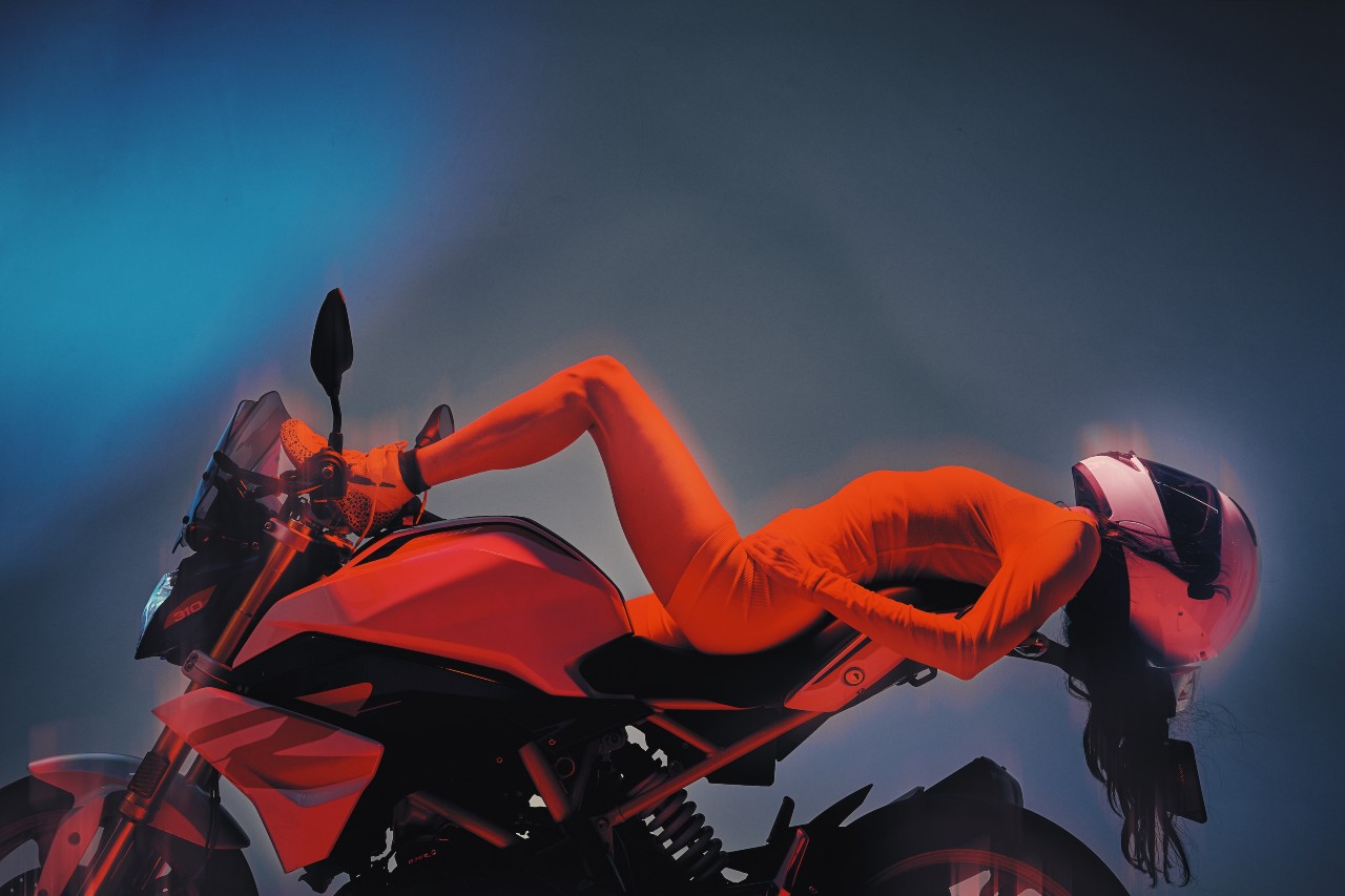 Kaitlyn Aurelia Smith Artist Photo 2